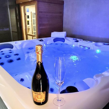 Grand Spa Harrachov - Wellness Luxusni Apartman S Velkou Virivkou, Saunou, Kuchyni A Venkovnim Posezenim V Centru Harrachova Εξωτερικό φωτογραφία